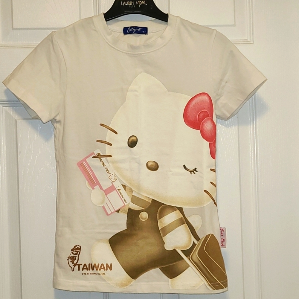 Hello Kitty T-shirt